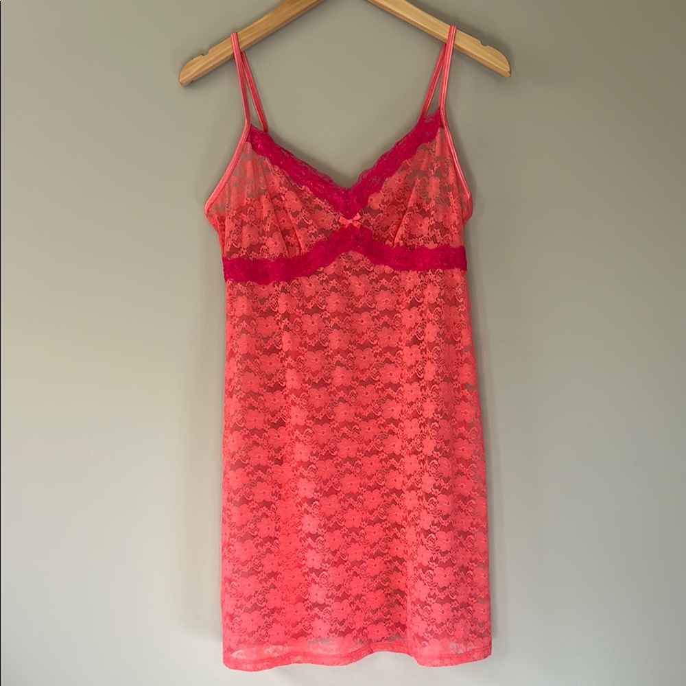 George Lace Slip Dress Size M 8/10 Coral‎ with Fuchsia Pink Trim